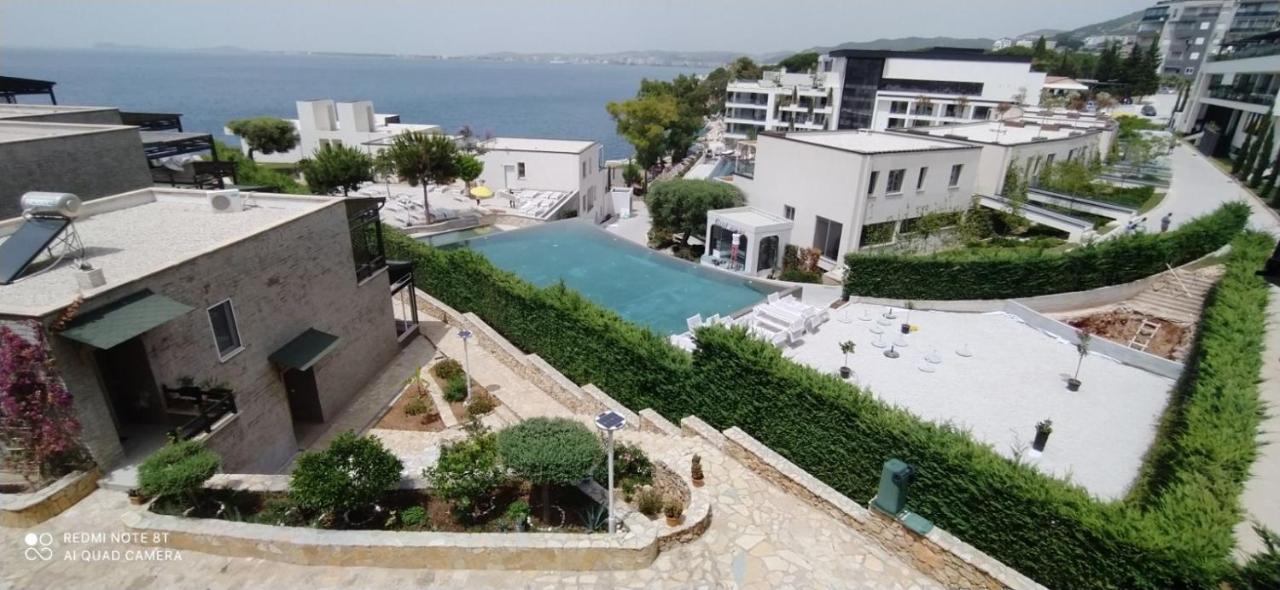 Matthews Beach House Vlore Bagian luar foto